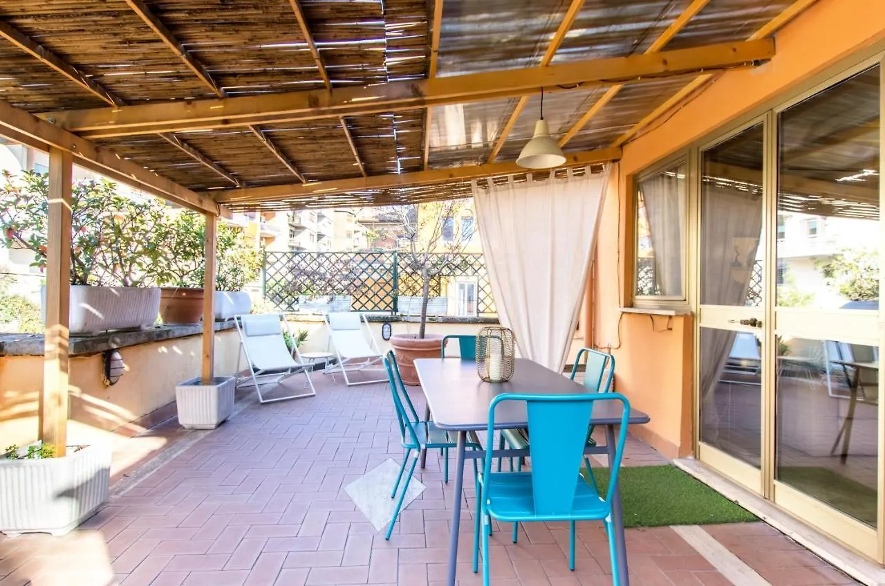 Your Trastevere Terrace Rome Apartment